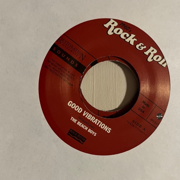 45’s; 1960 ‘s Rock & Roll, 5 vinyl boxed set. 10 classics tunes. - Picture 6 of 14